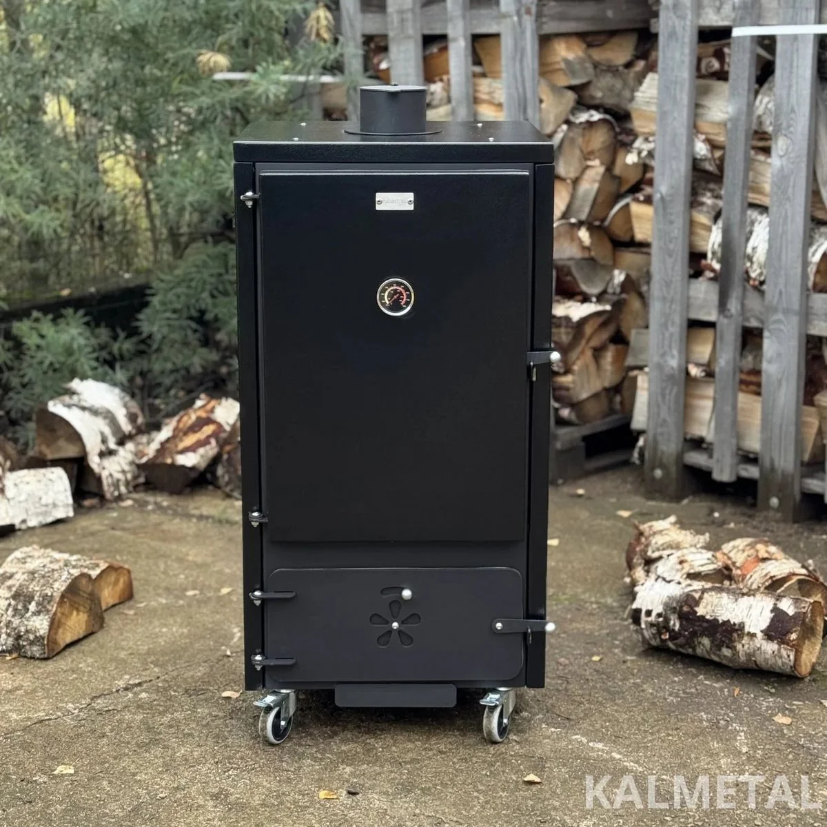 Soojustatud suitsukapp 135 L mahutavusega – pilt 5