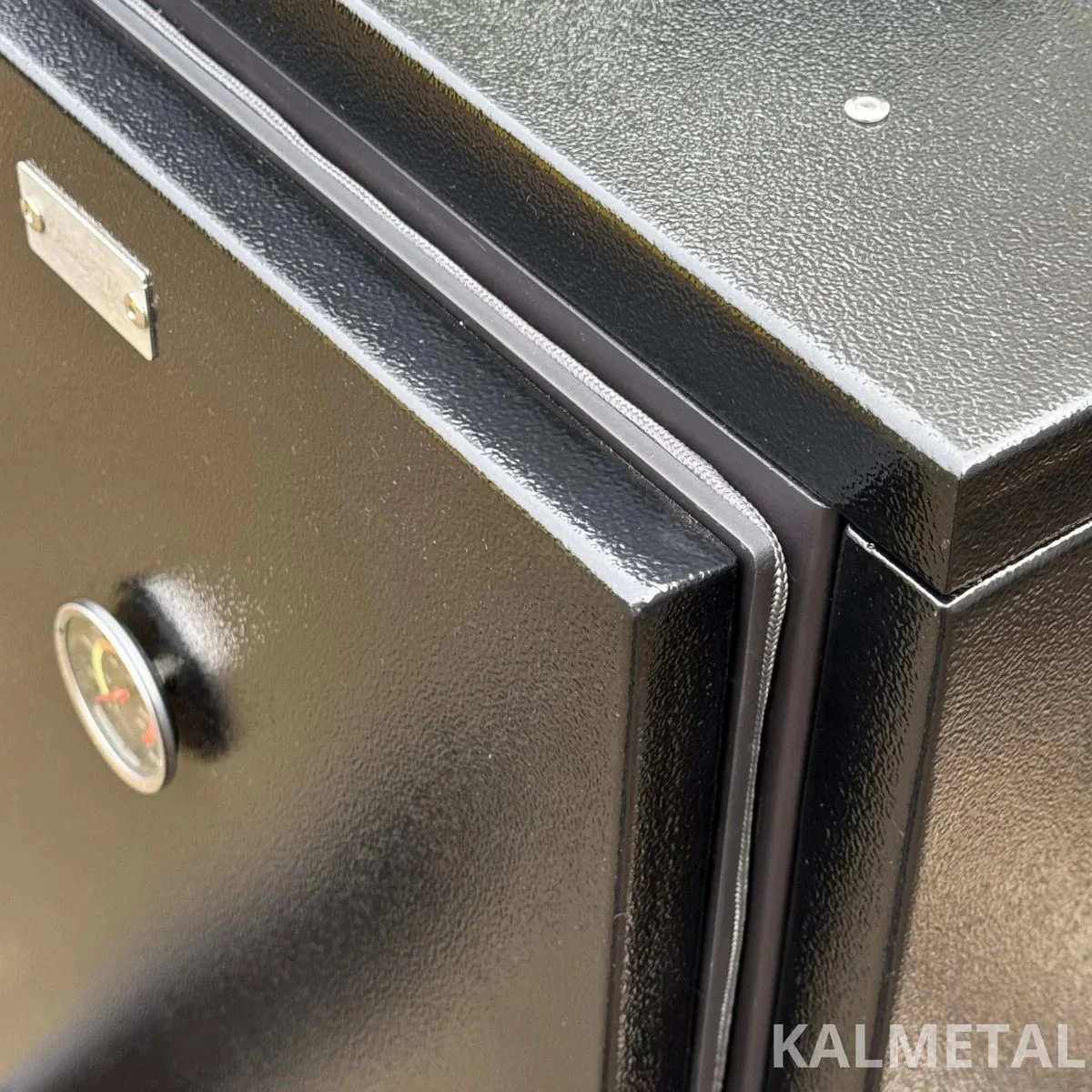 Soojustatud suitsukapp 135 L mahutavusega – pilt 13