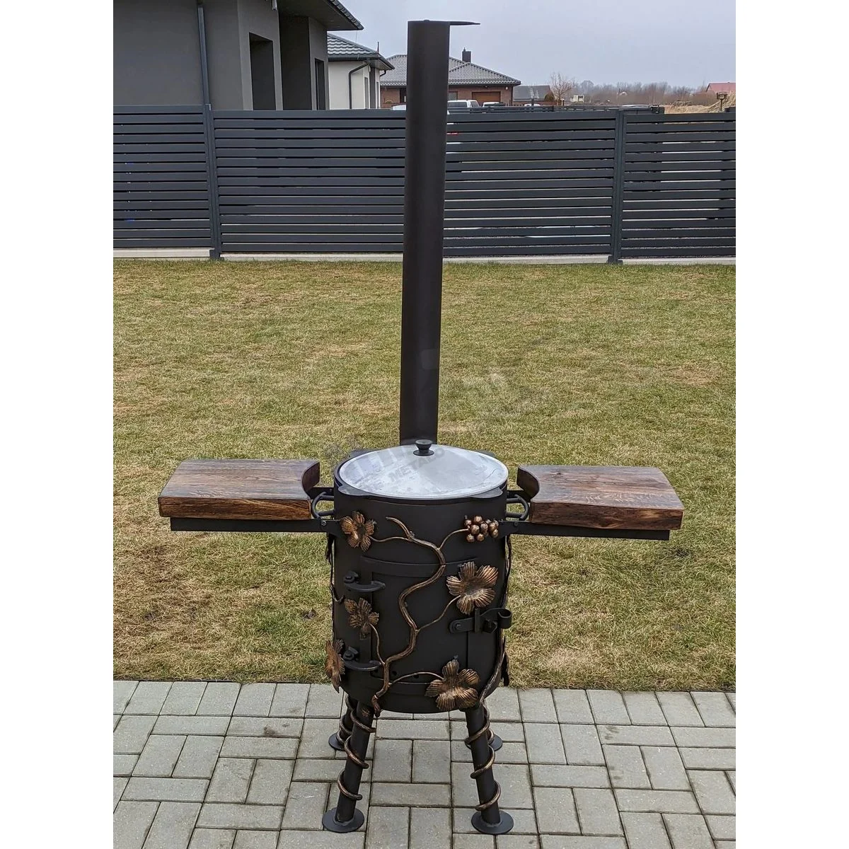 Sepistatud katlakazanipliit „Viinamari“ (6,3 mm paksus 12 l potile) – pilt 7