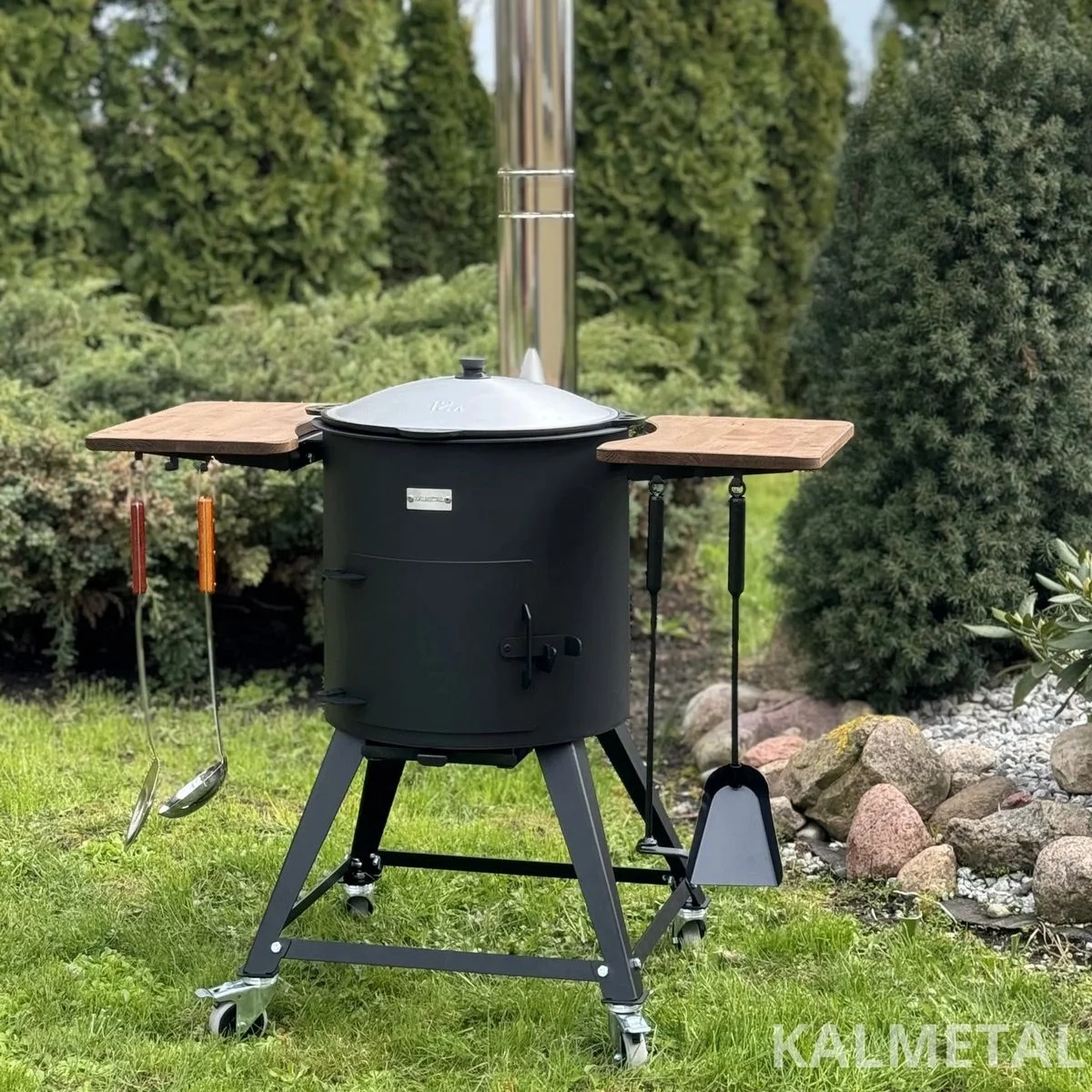PREMIUM 8L kuni 22L 3MM pliit korstnaga, riiulitega, ratastega – pilt 4