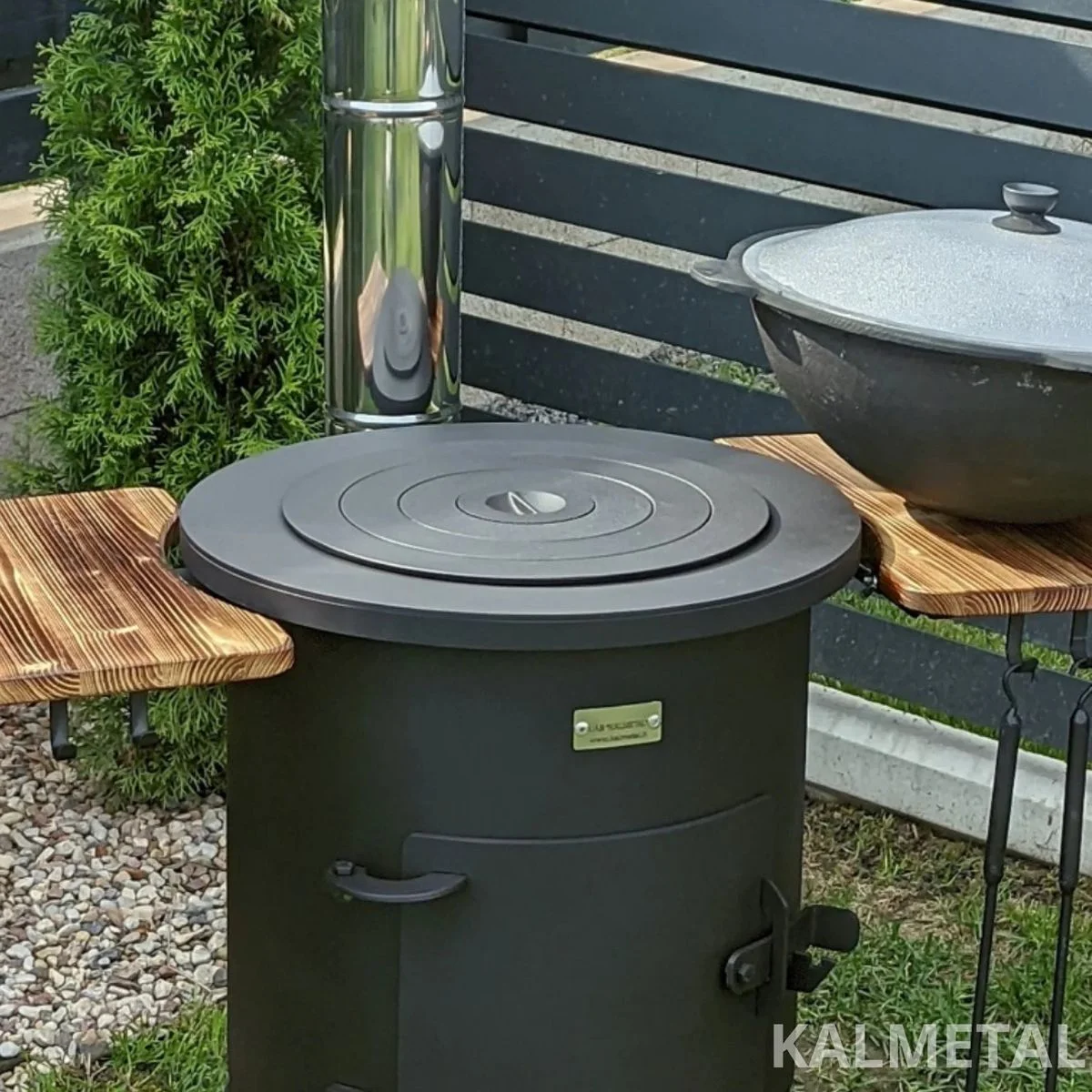 PREMIUM 8L kuni 22L 3MM pliit korstnaga, riiulitega, ratastega – pilt 8